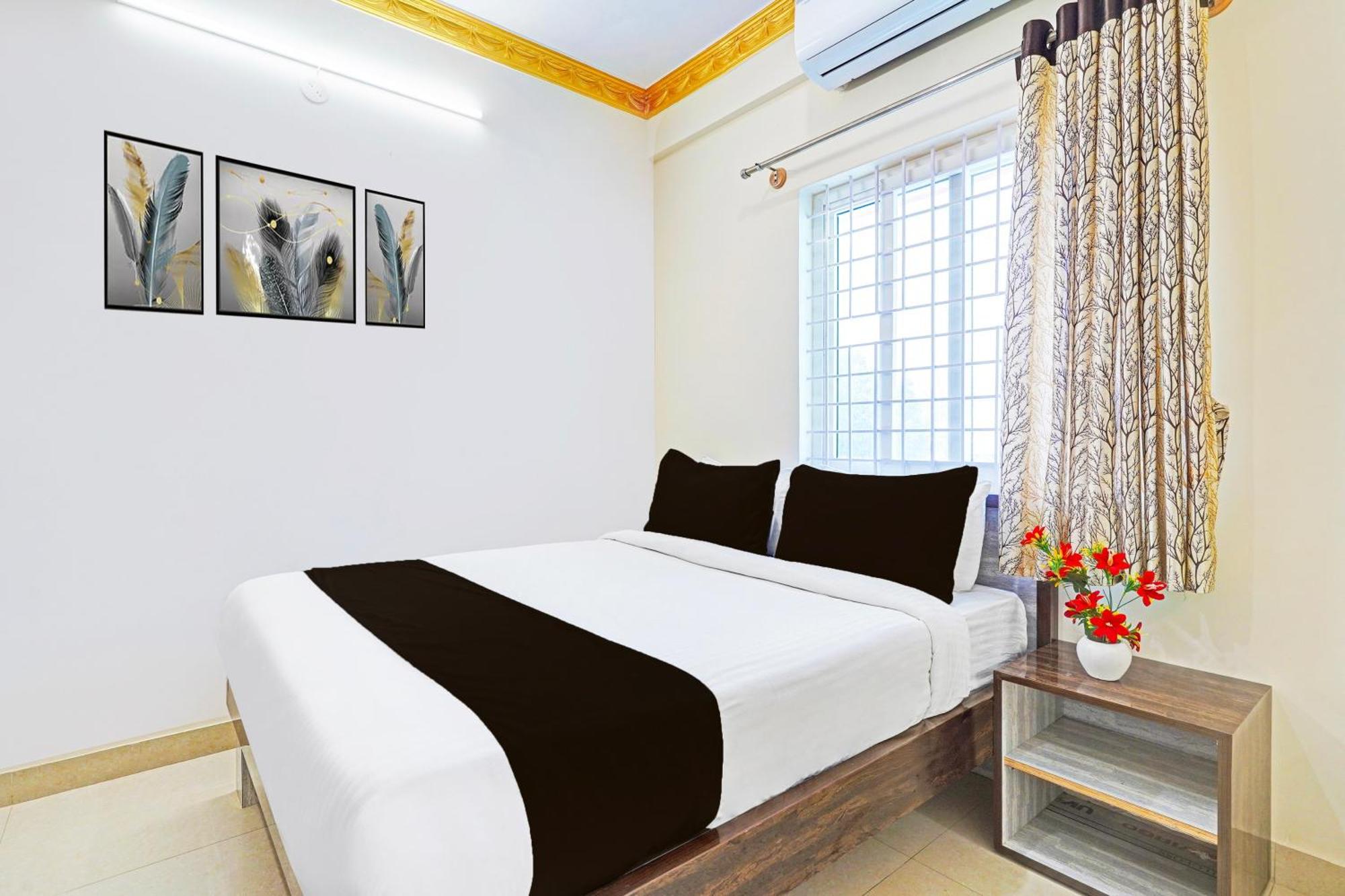 Super Collection O Niladri Road Hotel Kammasandra Bagian luar foto